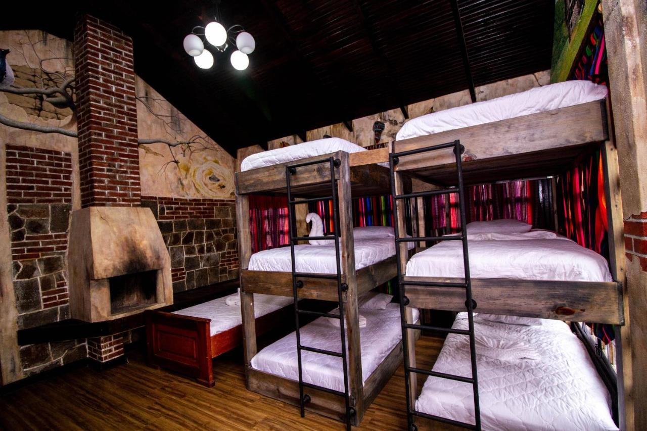 Hotel Ariana 圣佩德罗拉拉古纳 外观 照片